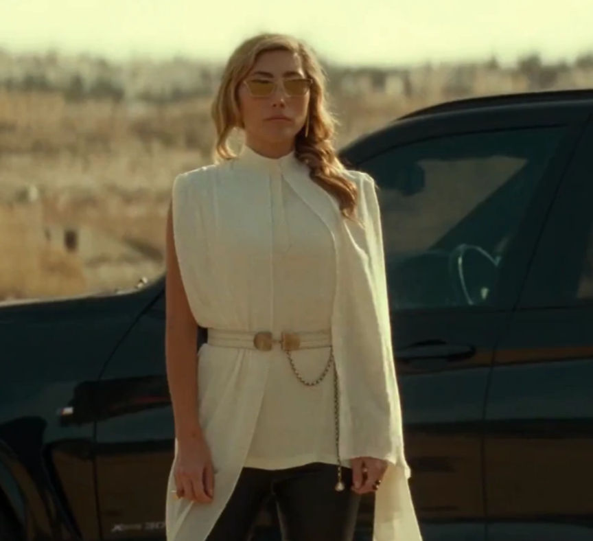 Dichen Lachman as soyona Santos from Jurassic world chaos theory style art 3d DreamWorks art