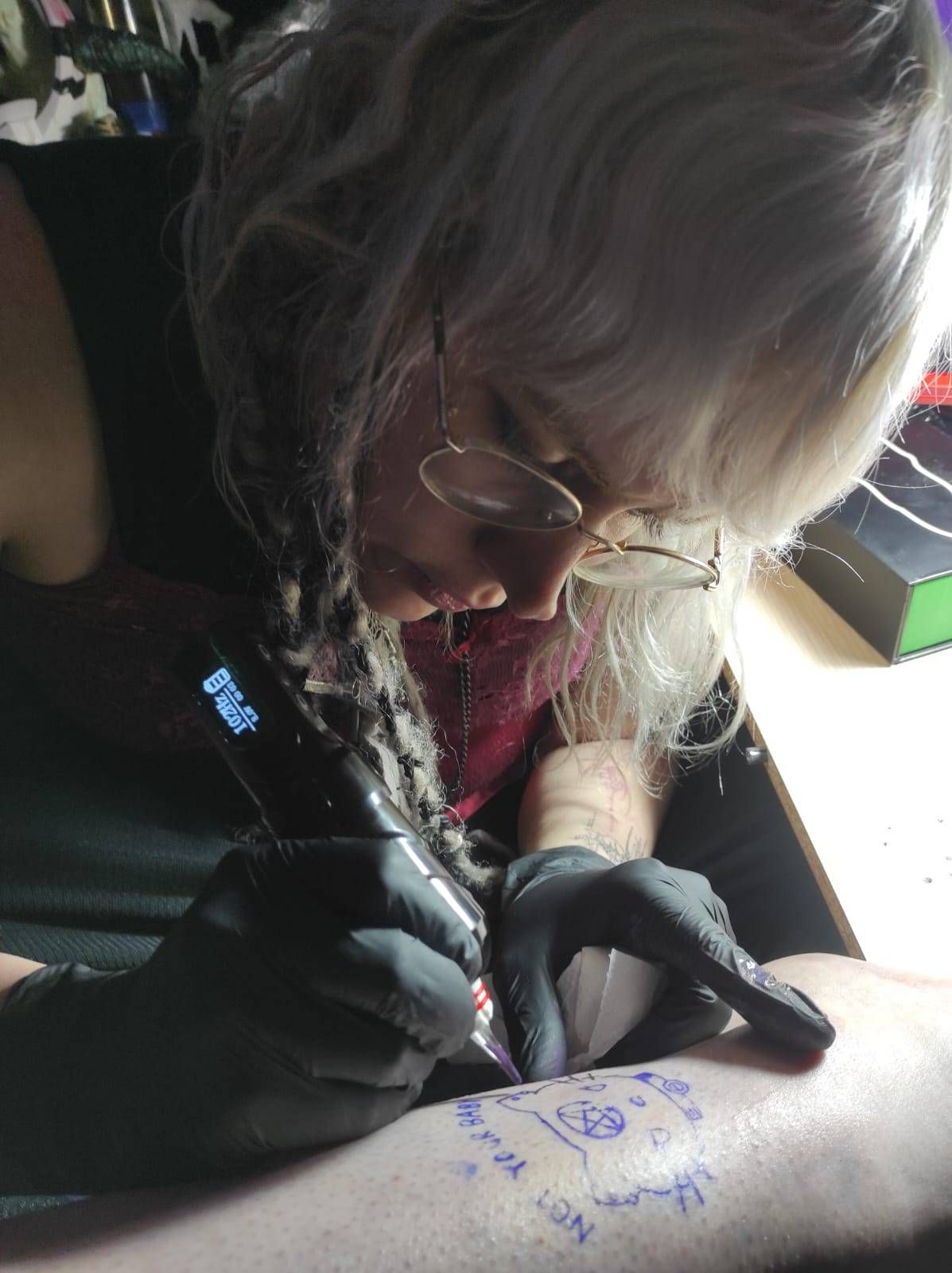 Victoria Drei Rayne Croft Darkwave