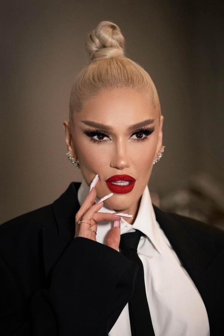 Giorgia Meloni new look