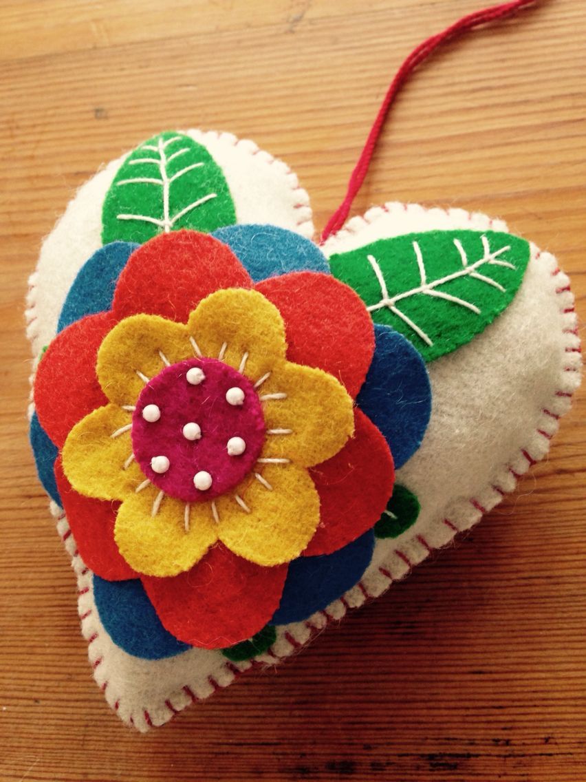 These are my entries for "Felted Friends", day 5 of the "Textural Style Lab" quest.


