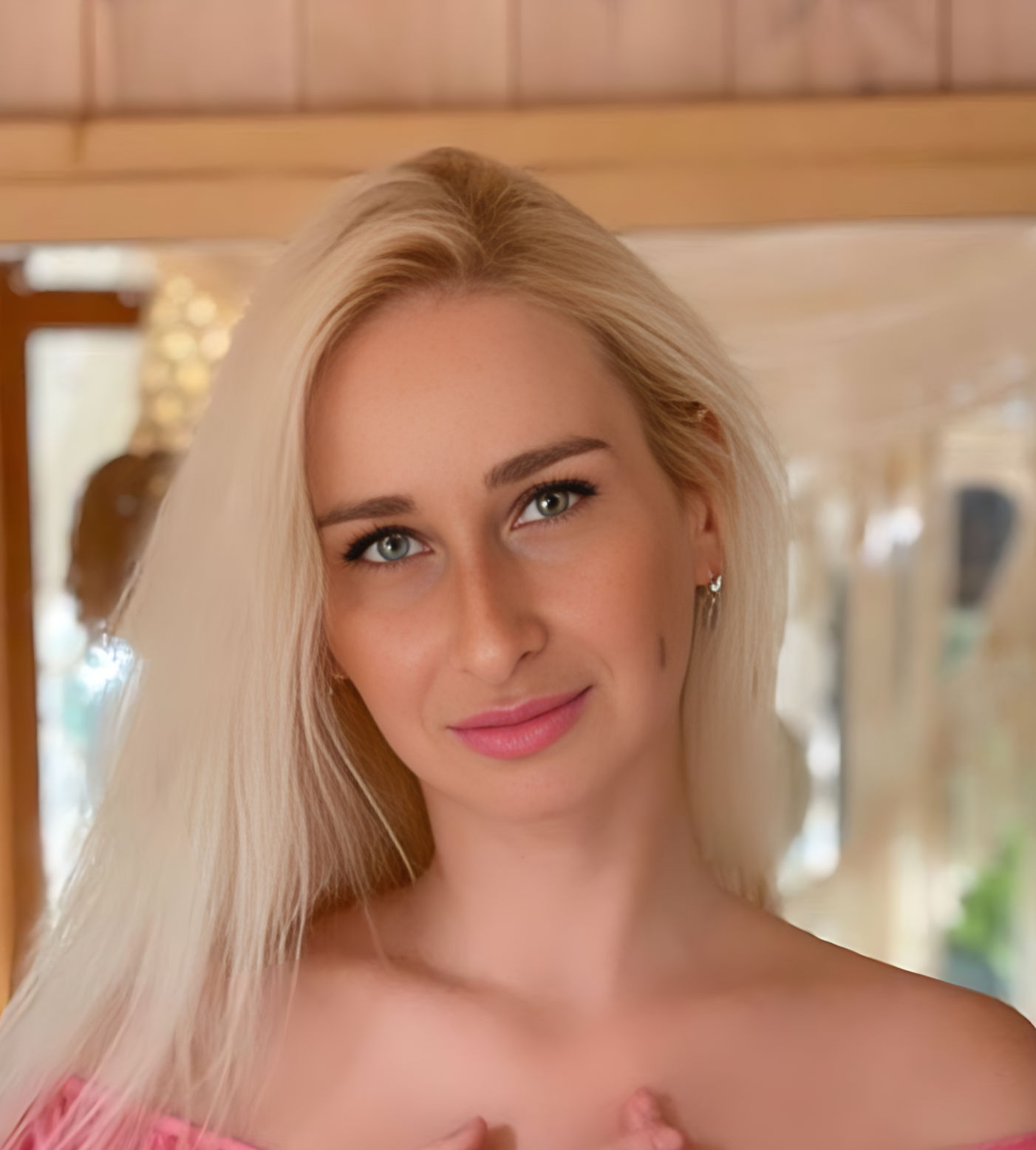 middle shoot, wide angle,ultra realistic 8k middle wide angle shoot of a beautiful platinum blonde woman,  looking  3/4 to camera with soft ...