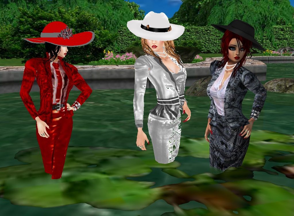 Afternoon in the Garden Pond