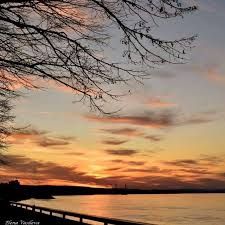 Sunset over the Danube River, wet brush , watercolour 
