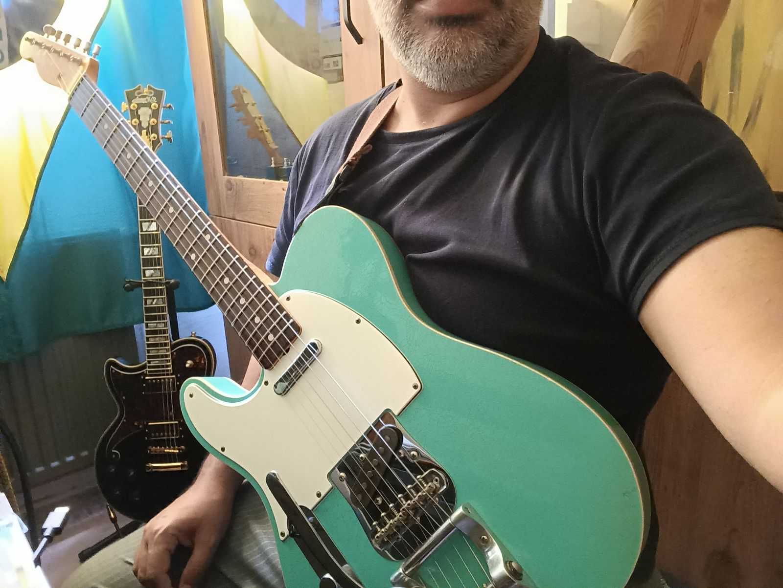 Aquele que me encara no espelho 