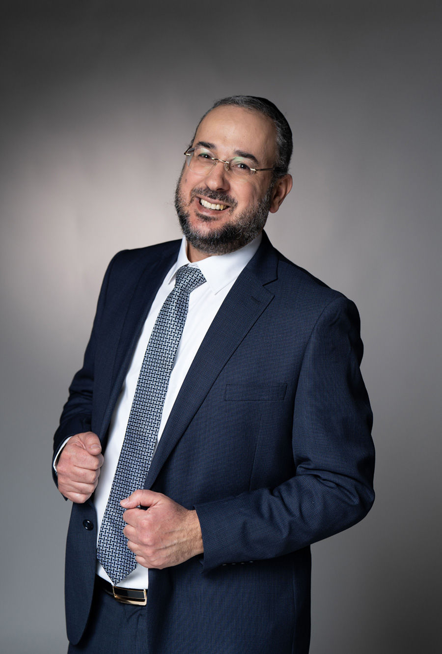 Digital illustration of a portrait based on the uploaded photo, modern vibrant style. Use bright neon colors, smooth gradients, geometric sh...