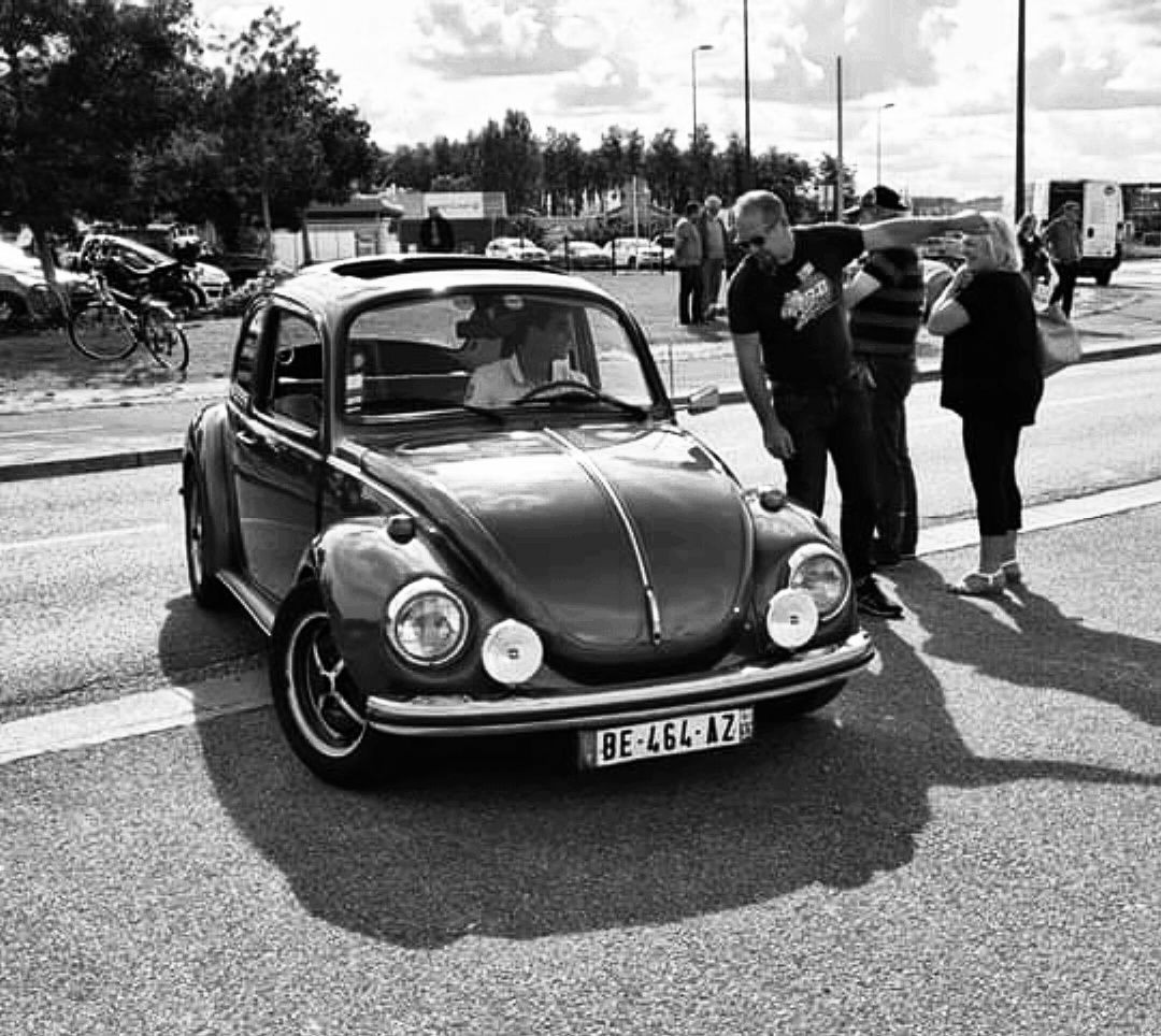 Come back in 1920 with a VW beetle 