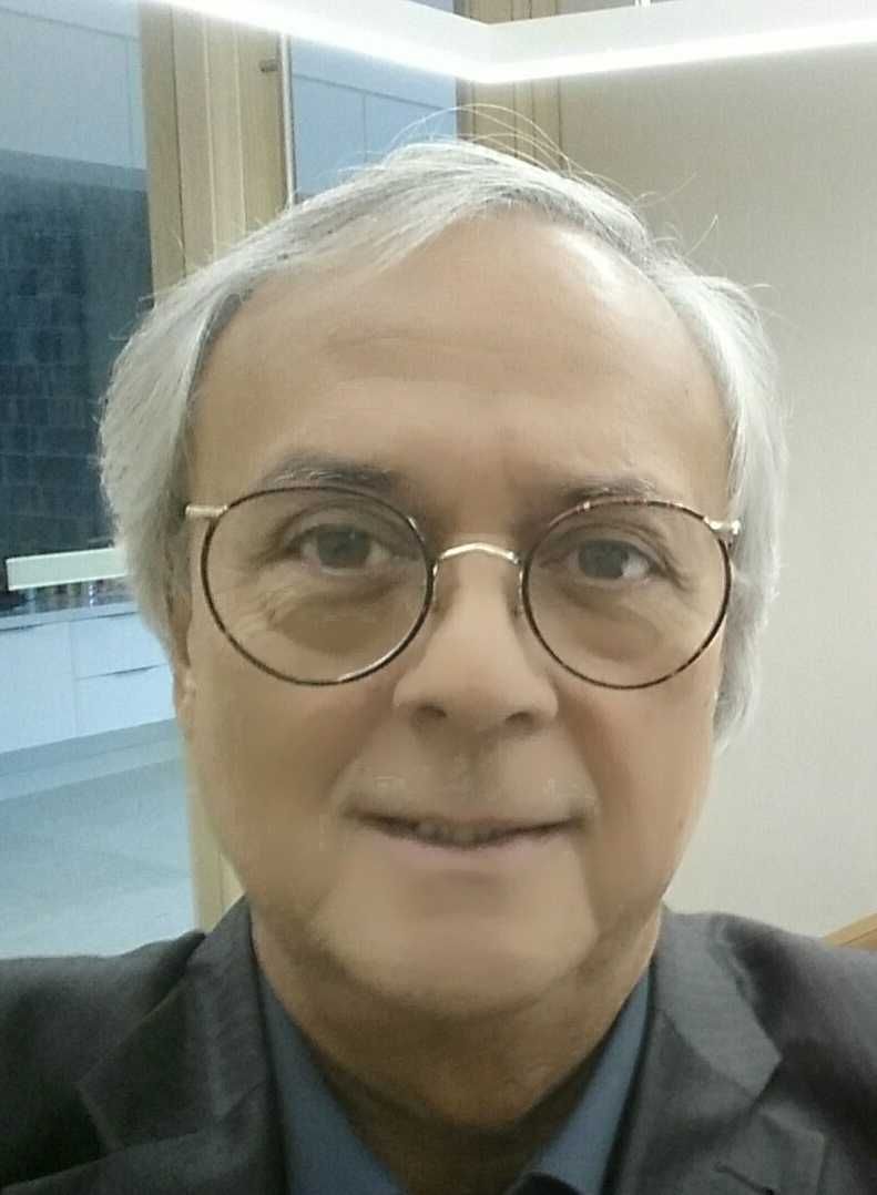 Reflecting on What's Possible! 

Use the template as the foreground hand holding a reflective globe mirroring my face and city bridges and b...