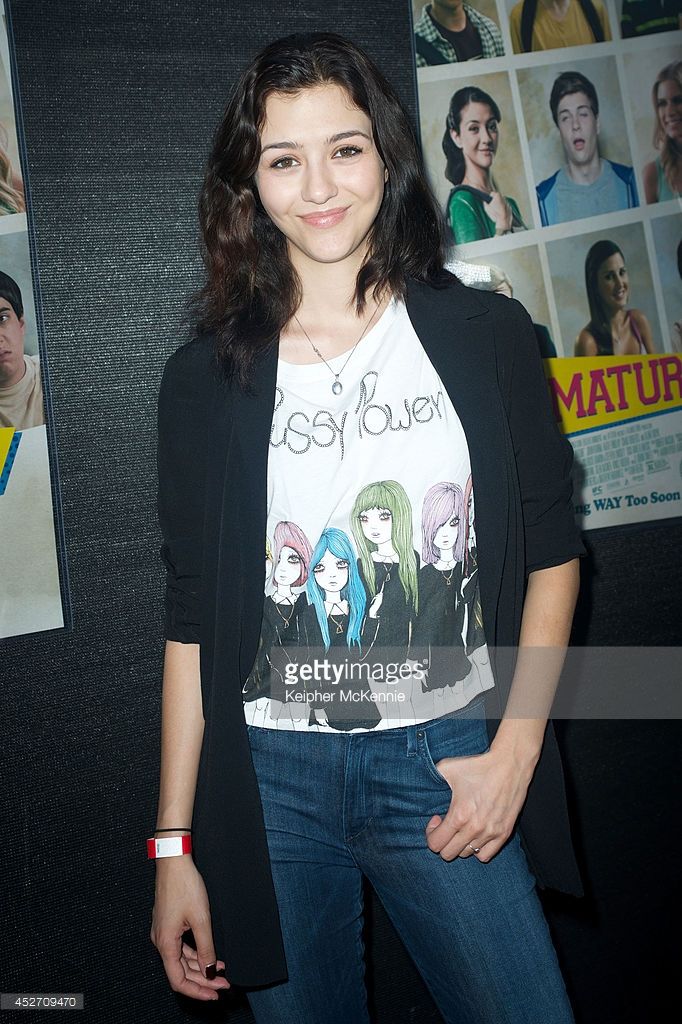 Keira Knightley ultrarealistic face super detailed ultrarealistic face as a Cyberpunk Rockstar Model, Dark long hair updo, ultrarealistic s...