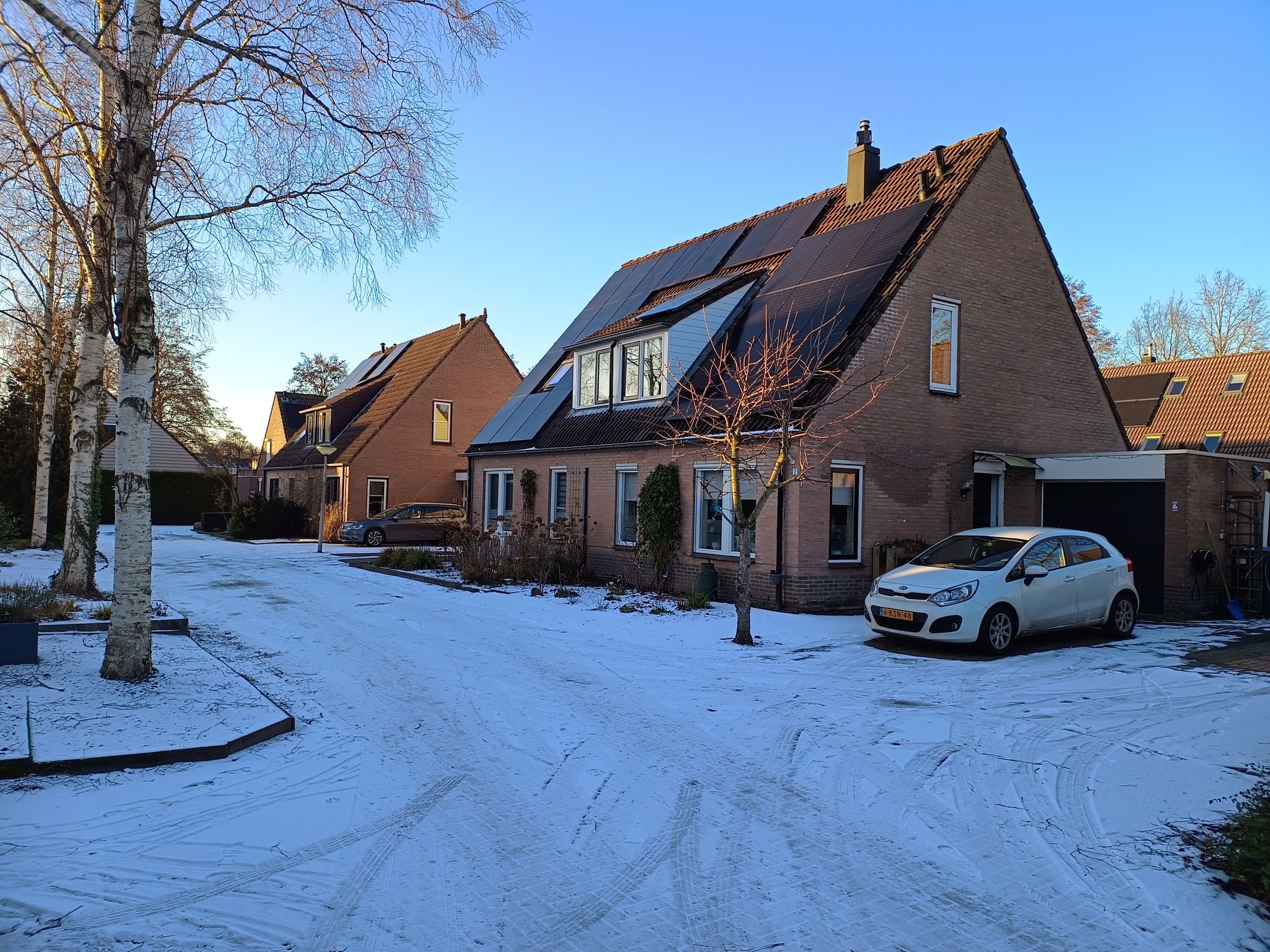 Snow.
Hobbit world.
Advance cars.