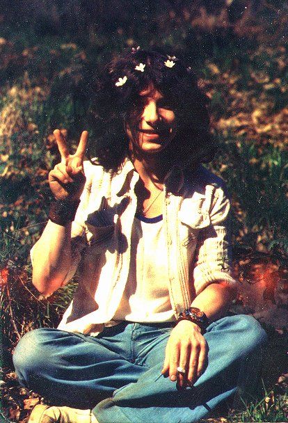 head and shoulders portrait, 8k resolution concept art portrait by Greg Rutkowski, Artgerm, WLOP, Alphonse Mucha dynamic lighting hyperdeta...