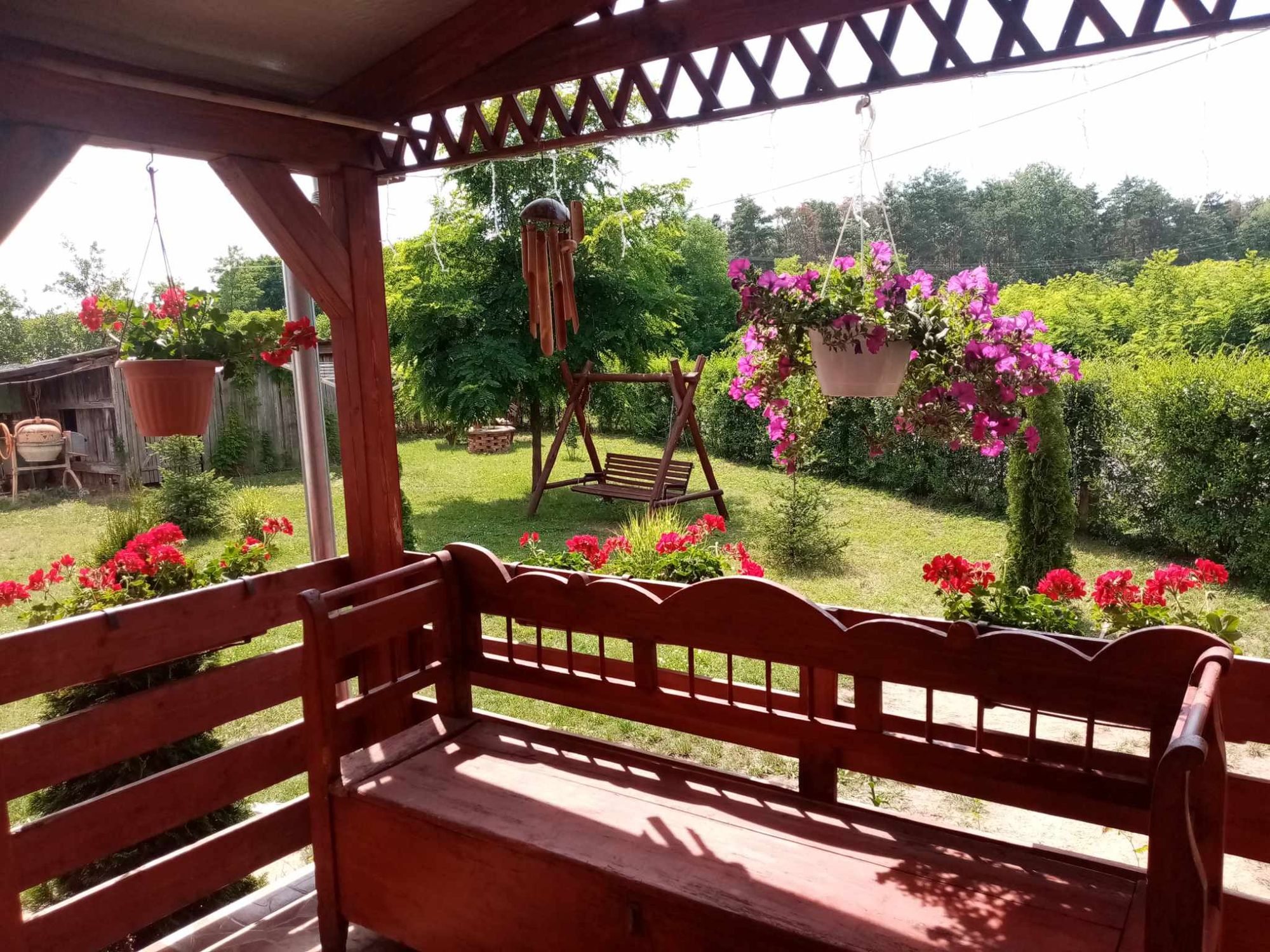 <lora:Ink Poet:1.0> not change picture