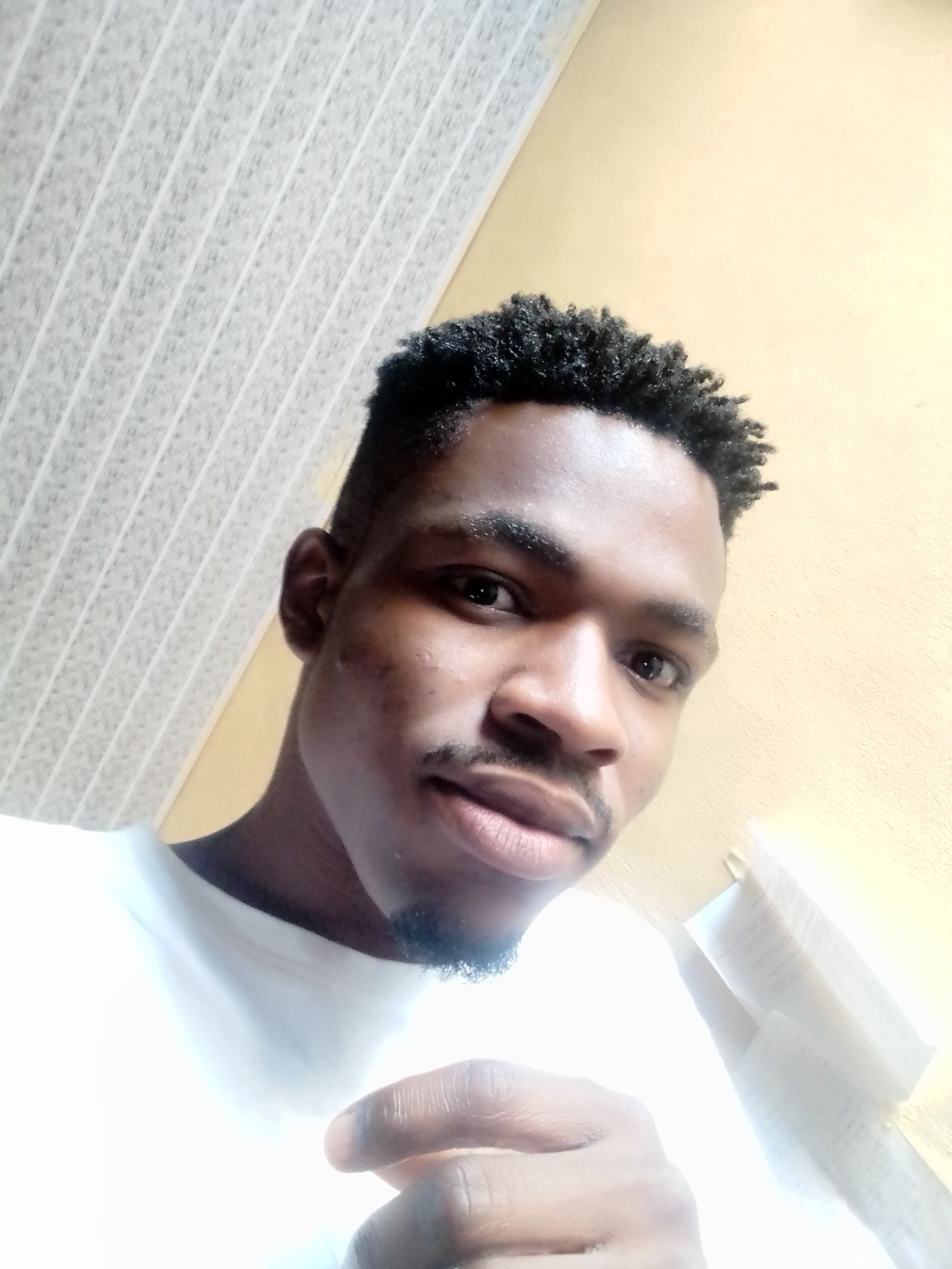 Sidi Rowland Amanesi