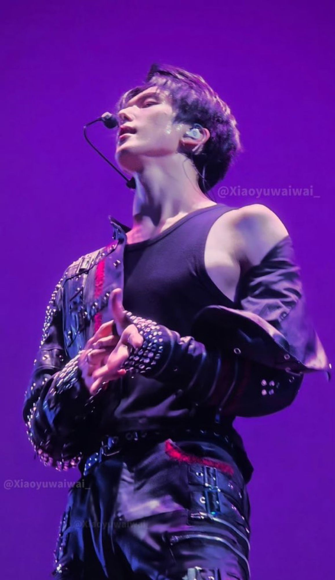 Sith, fighting, force lightning,, Cinematic film still, shot on v-raptor XL, film grain, vignette, color graded, post-processed, cinematic l...