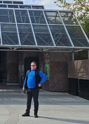 Have me pet this mammoth and let this mammoth pat my head with her trunk and remove the hand off.My head - Start Image 2